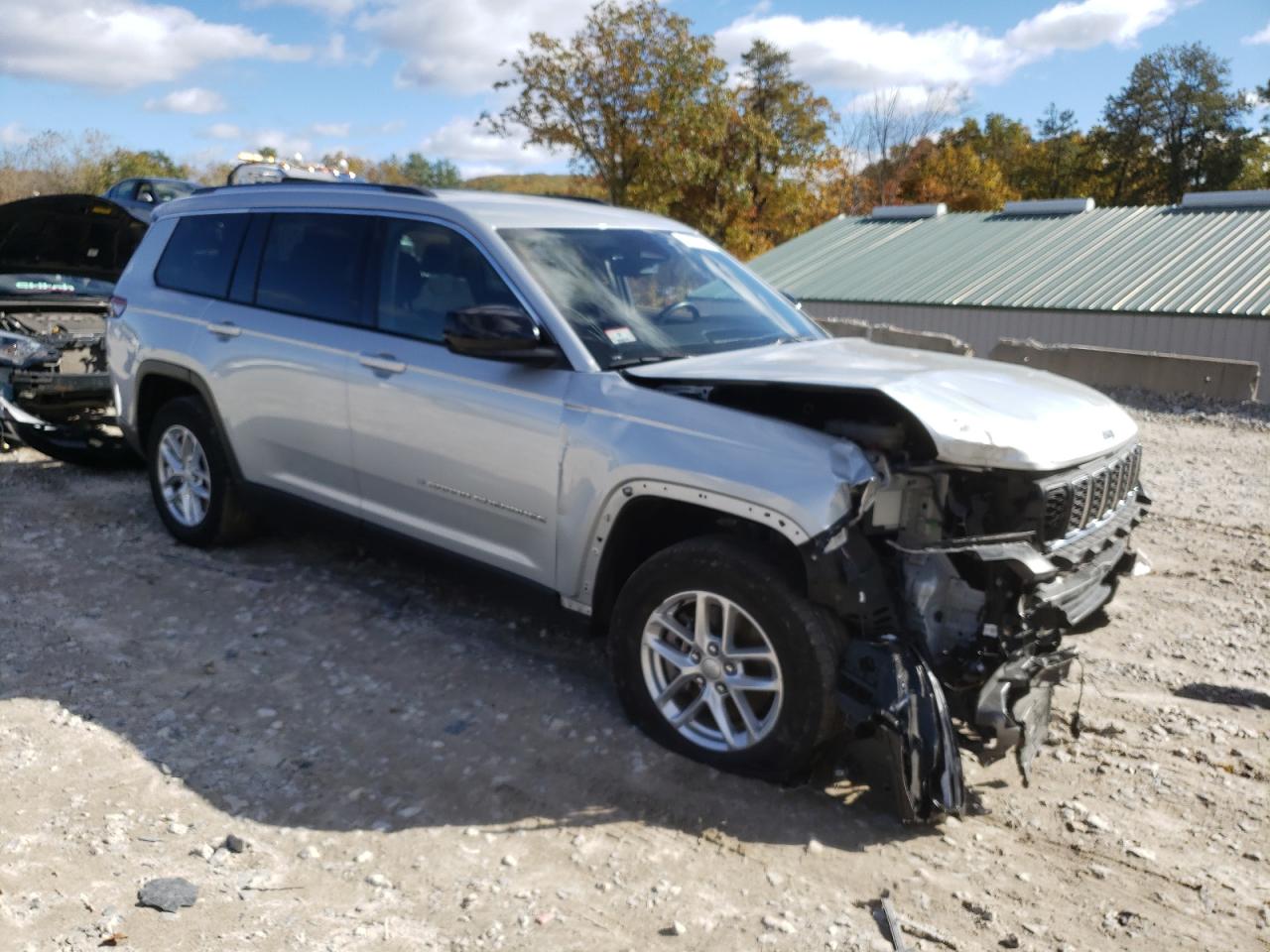 2022 JEEP GRAND CHEROKEE L LAREDO VIN:1C4RJKAG4N8622296