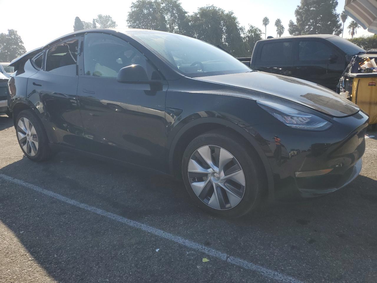 2023 TESLA MODEL Y  VIN:7SAYGDEE1PA087297