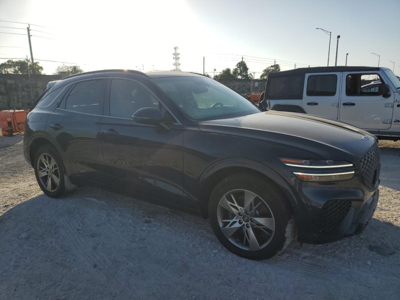2023 GENESIS GV70 BASE VIN:KMUMCDTC7PU083934