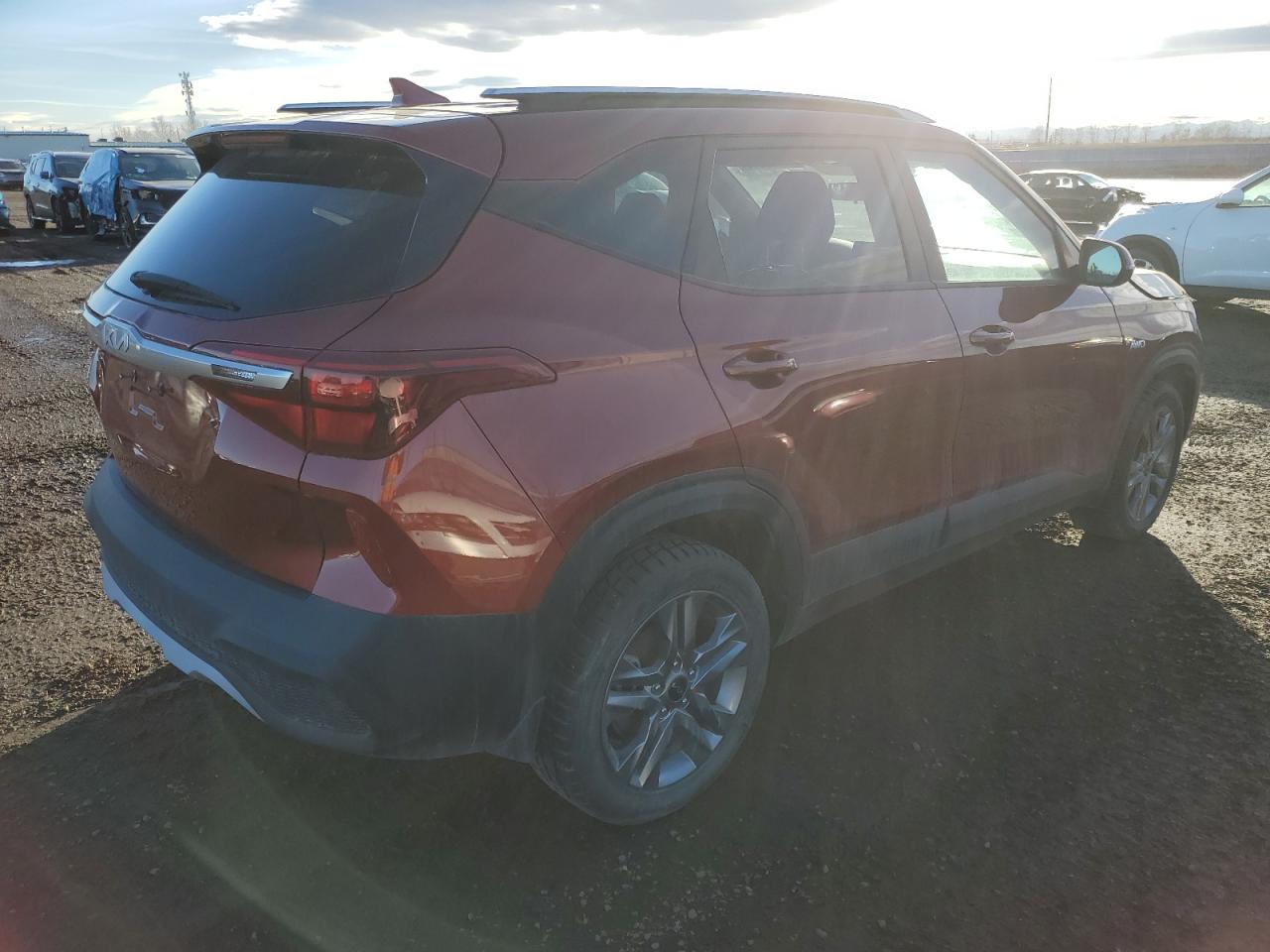 2022 KIA SELTOS LX VIN:KNDEPCAA8N7263801