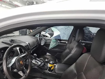 2015 Porsche Cayenne VIN: