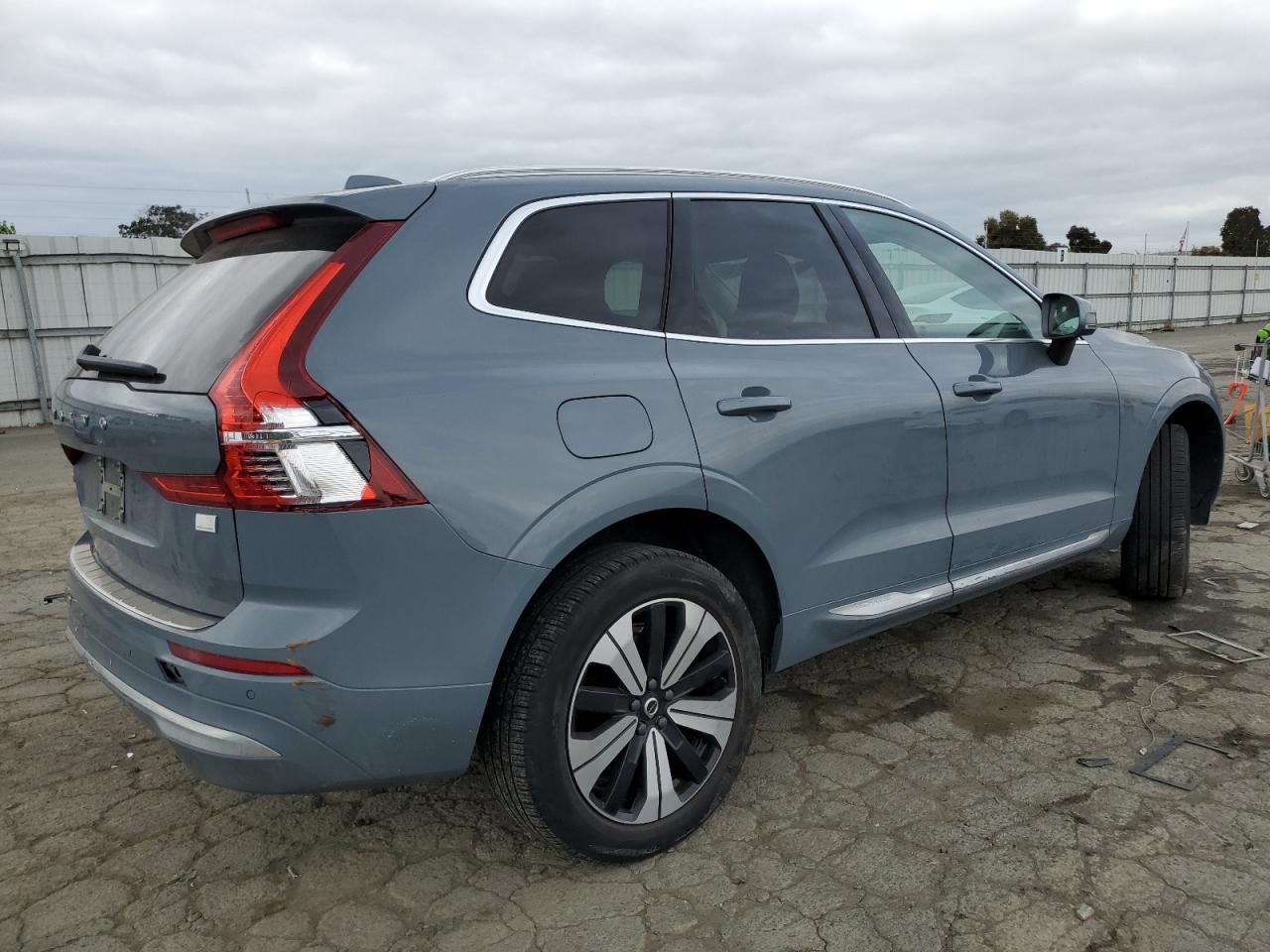 2023 VOLVO XC60 CORE VIN:YV4H60DV2P1217994