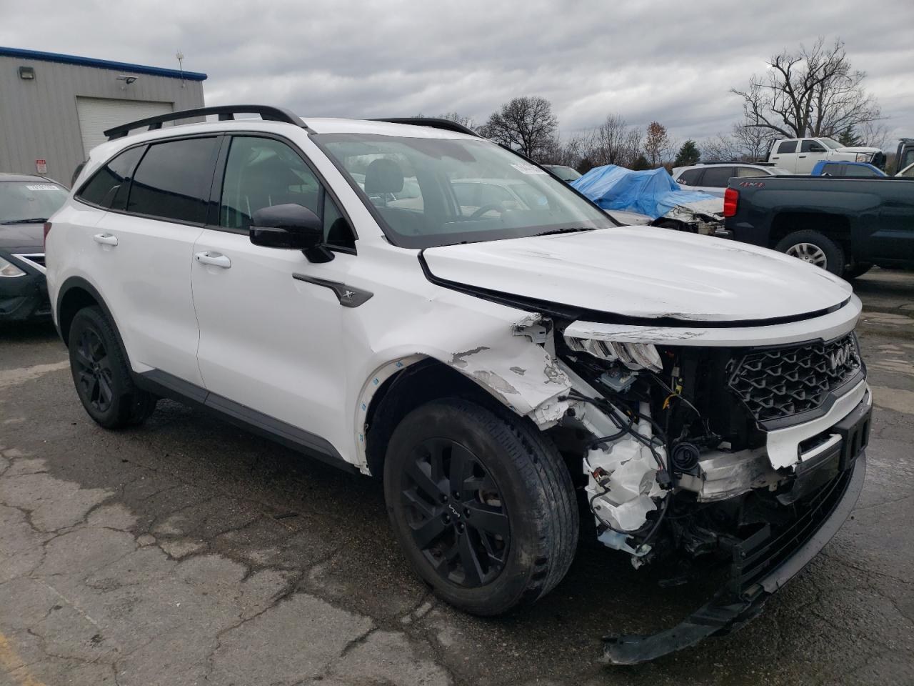 2022 KIA SORENTO S VIN:5XYRLDLC4NG105525