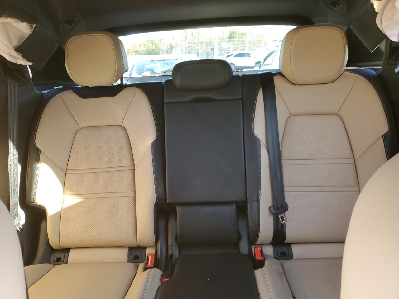 2024 PORSCHE CAYENNE  VIN:WP1AA2AY0RDA11327