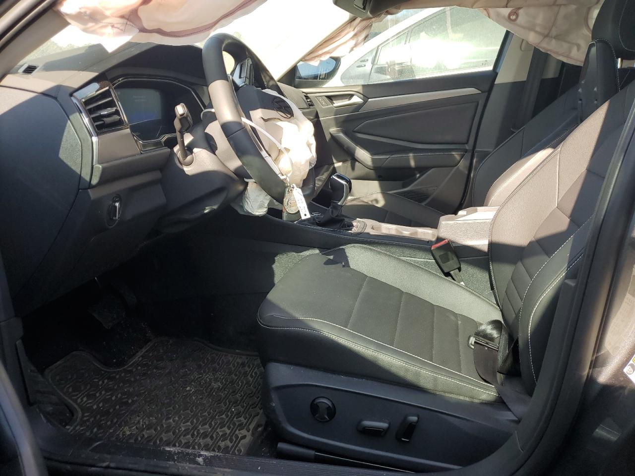 2024 VOLKSWAGEN JETTA SE VIN:3VWEM7BU5RM060950