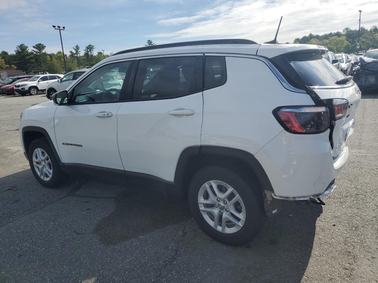 2022 JEEP COMPASS LATITUDE VIN:3C4NJDBB6NT132442