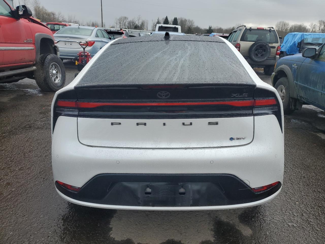 2024 TOYOTA PRIUS LE VIN:JTDADABU0R3016757