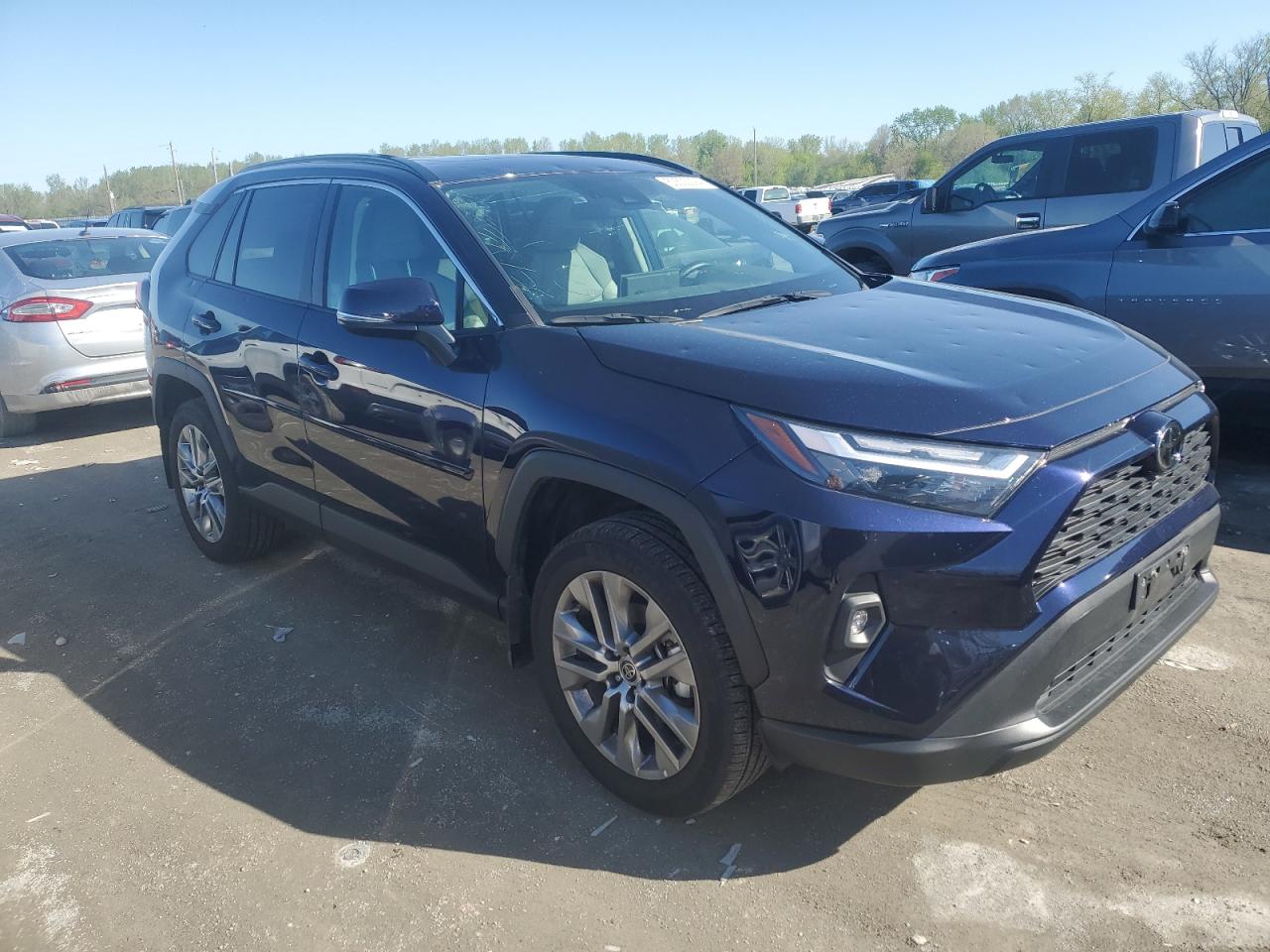 2022 TOYOTA RAV4 XLE PREMIUM VIN:2T3A1RFV0NW278960