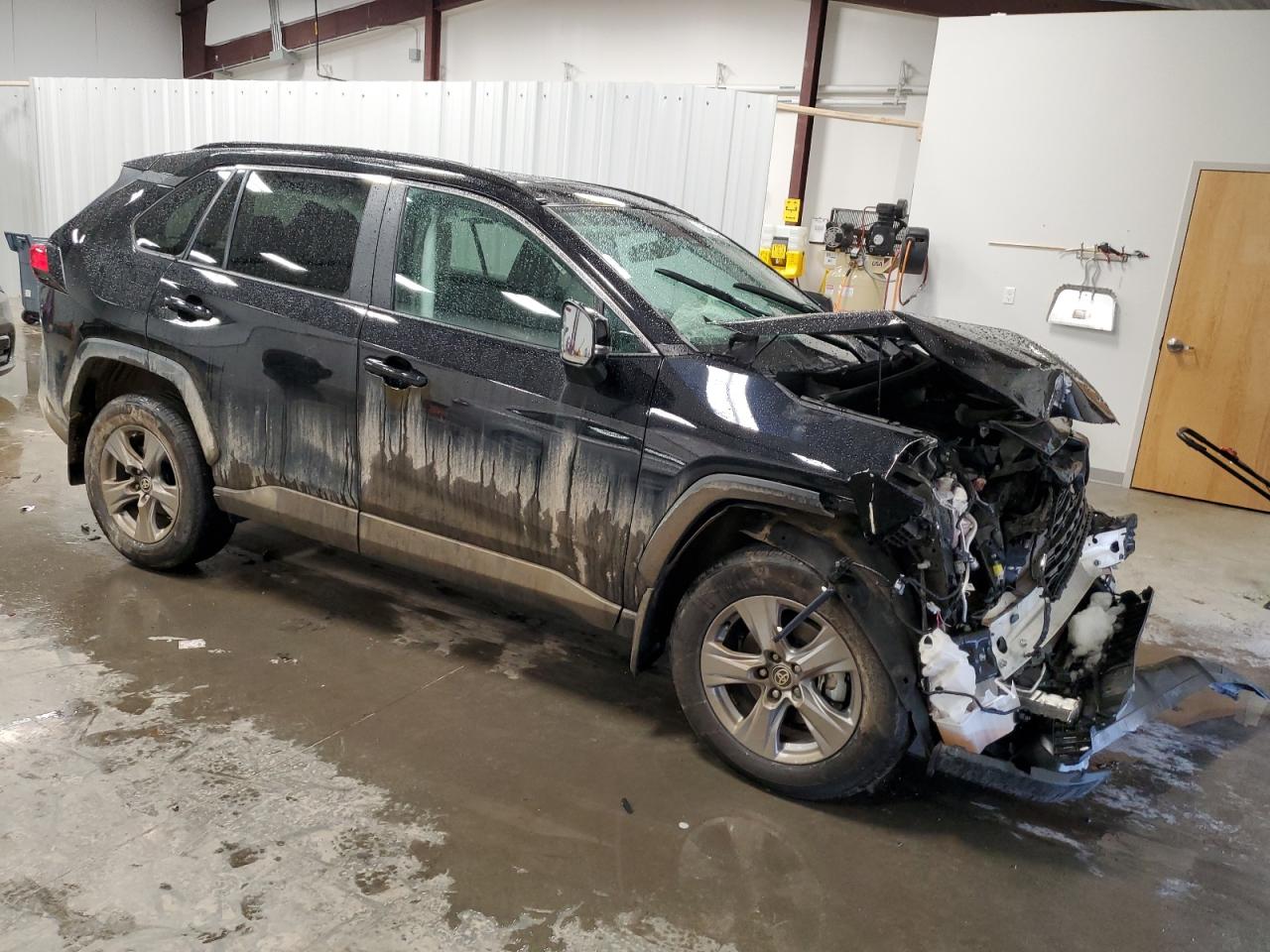 2024 TOYOTA RAV4 XLE VIN:2T3P1RFV3RC454515