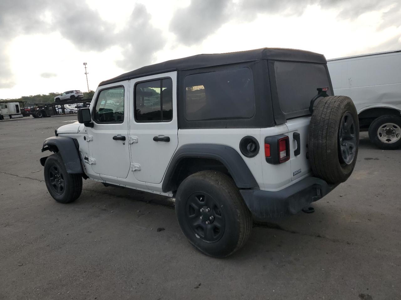 2022 JEEP WRANGLER UNLIMITED SPORT VIN:1C4HJXDN2NW253579