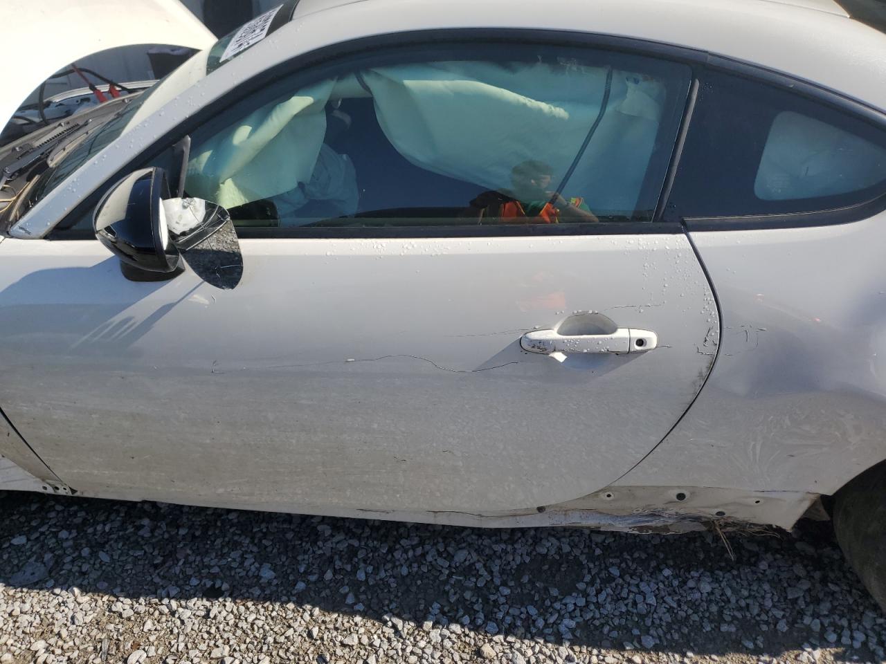 2023 TOYOTA GR 86  VIN:JF1ZNBB15P9760379