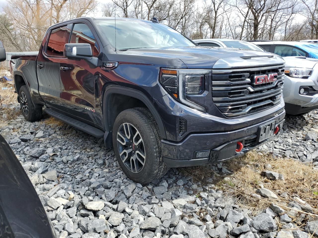 2022 GMC SIERRA K1500 AT4 VIN:1GTUUEETXNZ520456