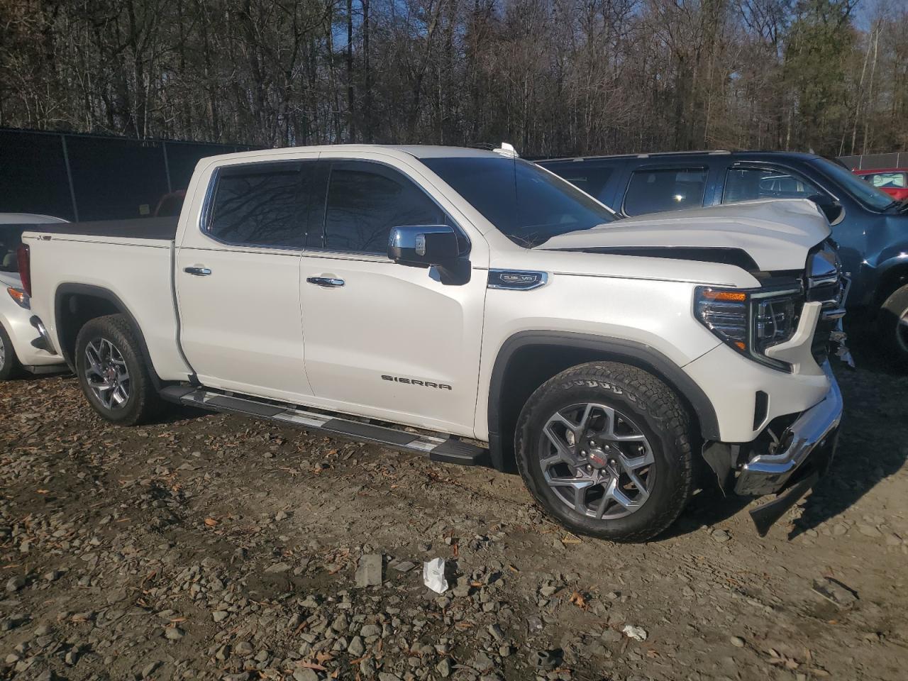 2022 GMC SIERRA K1500 SLT VIN:3GTUUDED0NG653603
