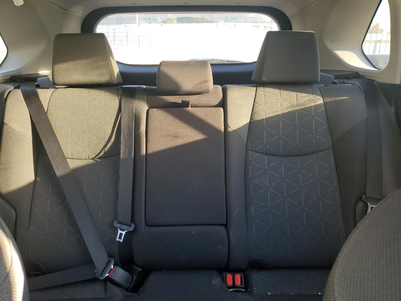 2022 TOYOTA RAV4 XLE VIN:2T3W1RFV7NW204960