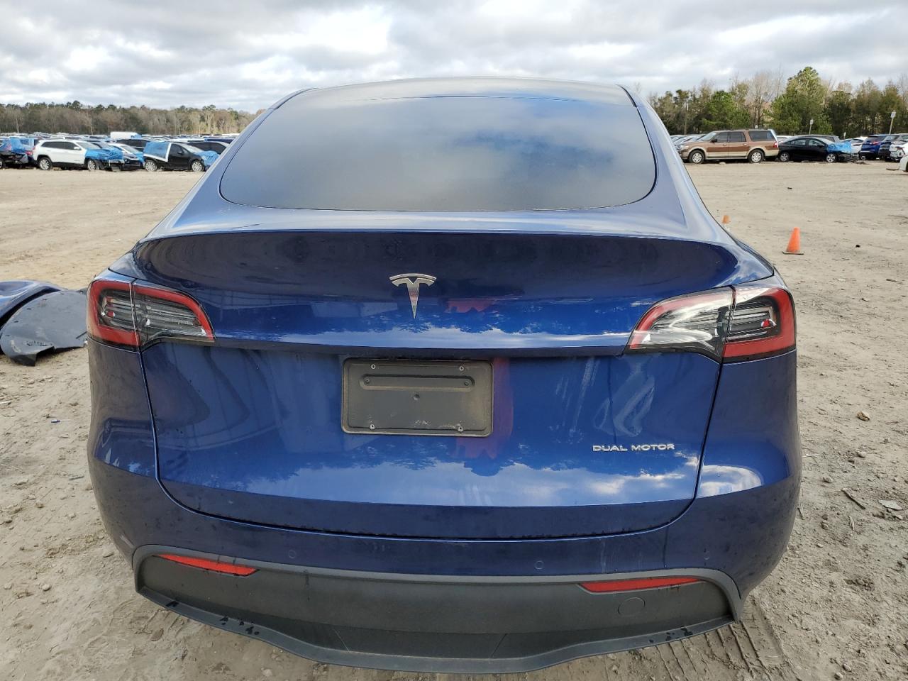 2022 TESLA MODEL Y  VIN:7SAYGDEE4NA002854