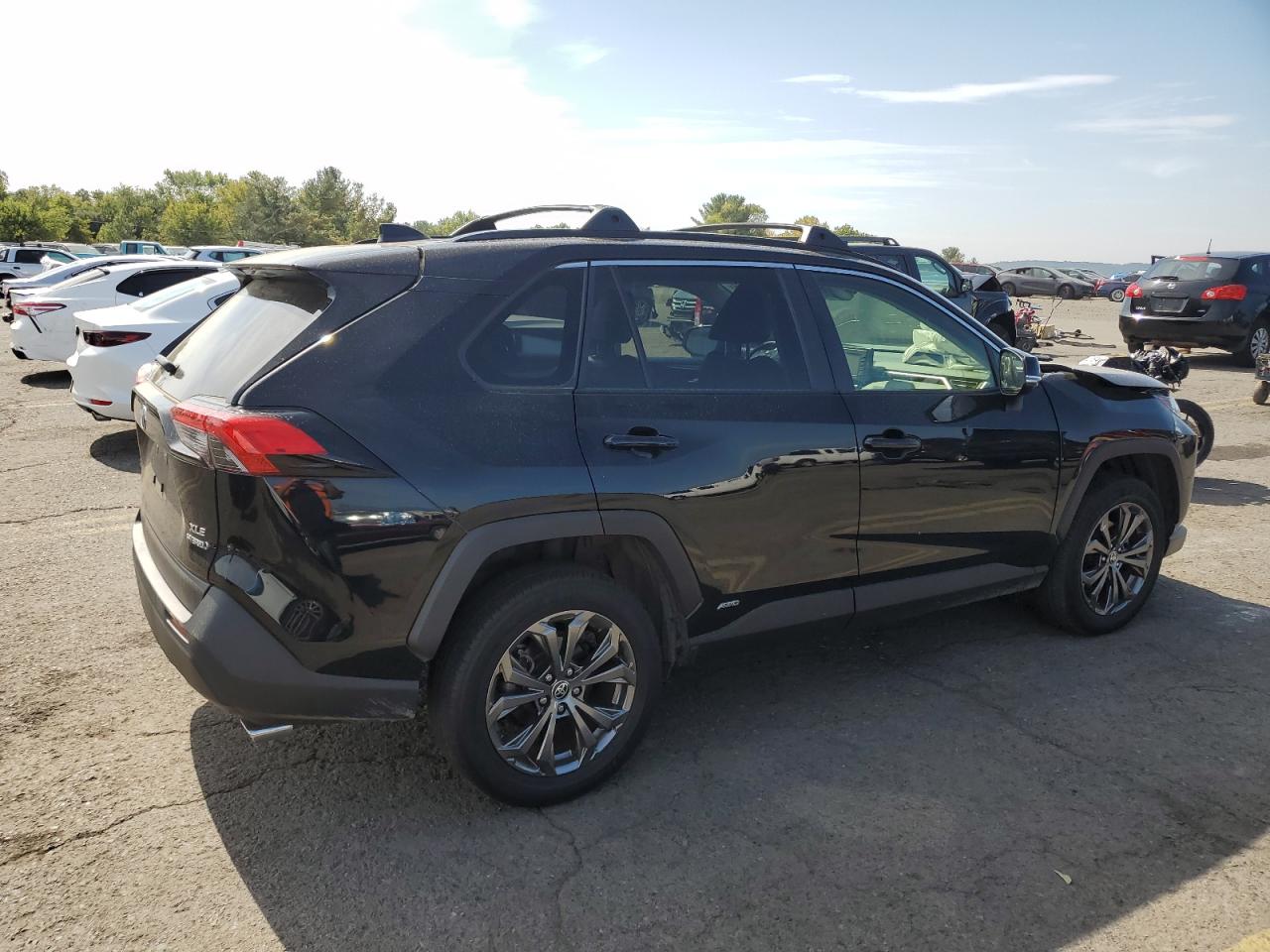 2022 TOYOTA RAV4 XLE PREMIUM VIN:JTMB6RFV6ND058872