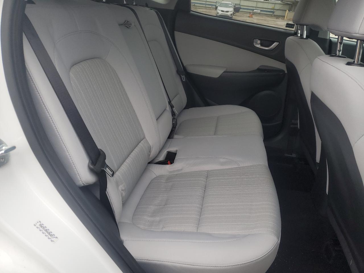 2022 HYUNDAI KONA SEL VIN:KM8K3CAB9NU860217