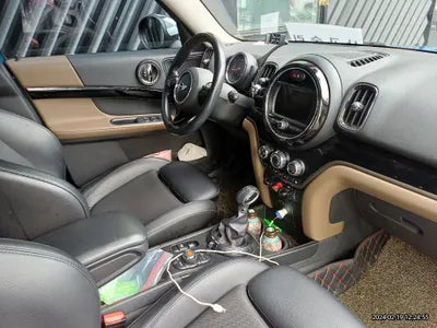 2017 MINI Countryman VIN: