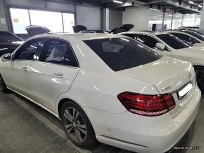 2015 Mercedes-Benz E 220 356KMWDDHF0AB8FB1 VIN:356KMWDDHF0AB8FB1