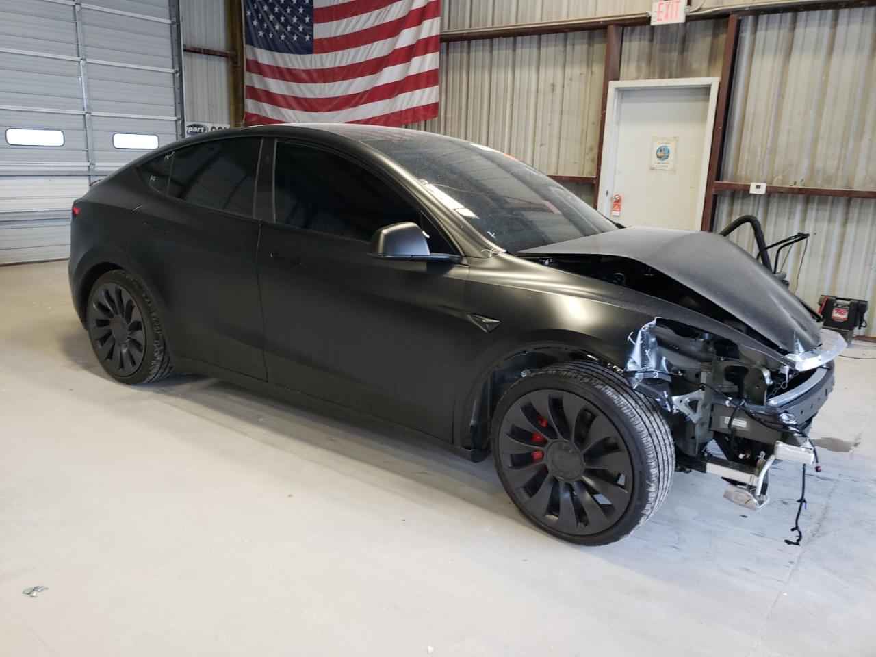 2024 TESLA MODEL Y  VIN:7SAYGDEF4RA283326