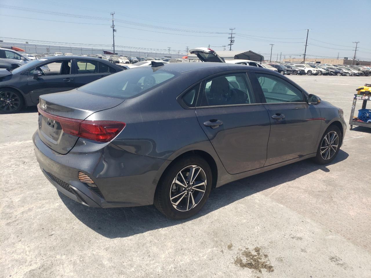 2023 KIA FORTE LX VIN:3KPF24AD2PE673659