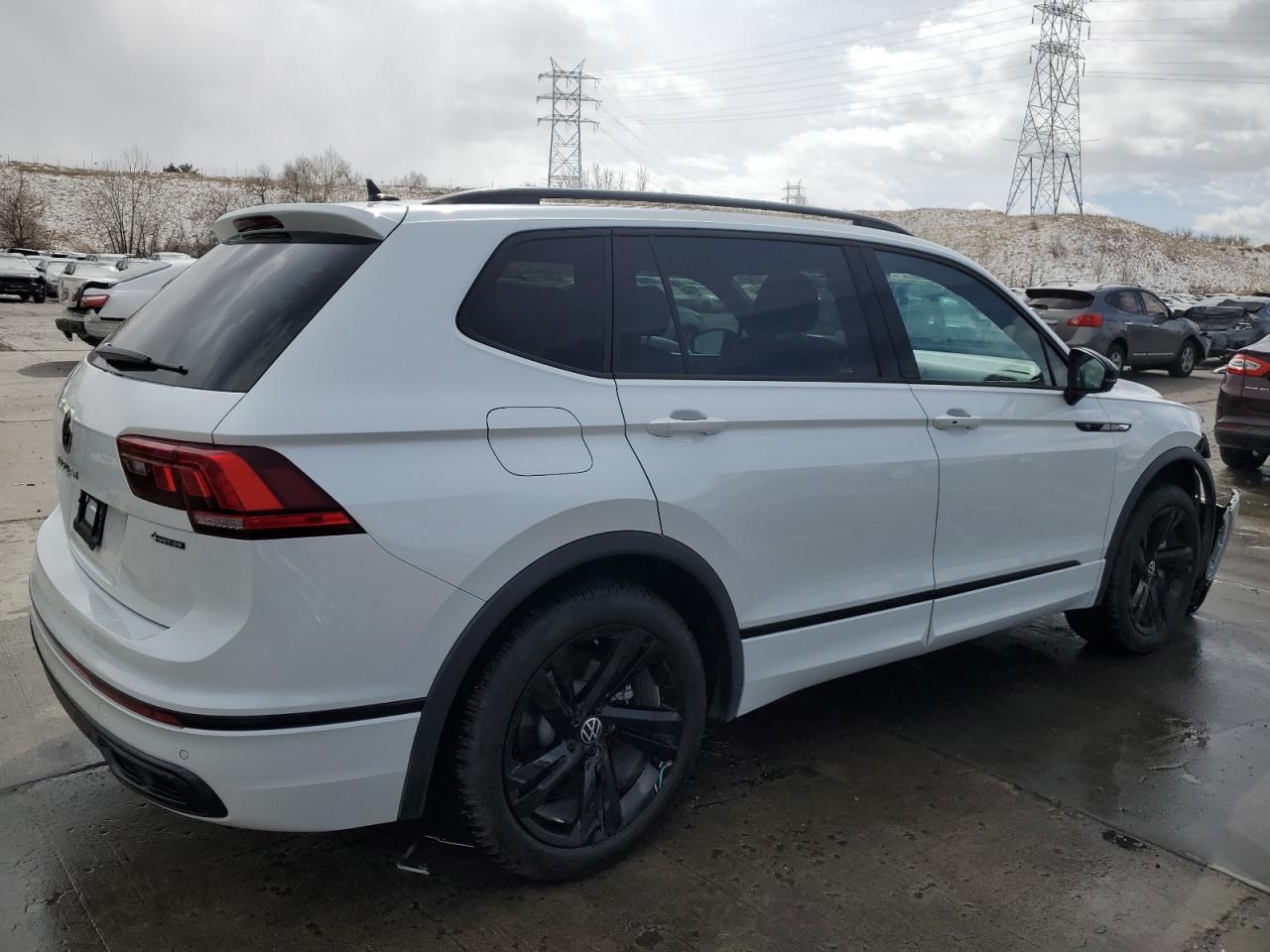 2023 VOLKSWAGEN TIGUAN SE R-LINE BLACK VIN:3VV8B7AX8PM091870