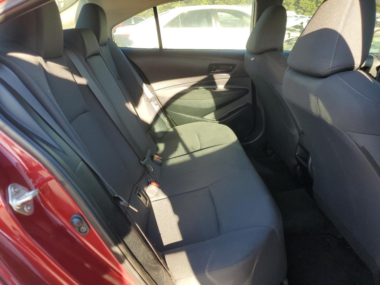 2022 TOYOTA COROLLA LE VIN:5YFEPMAE1NP385021