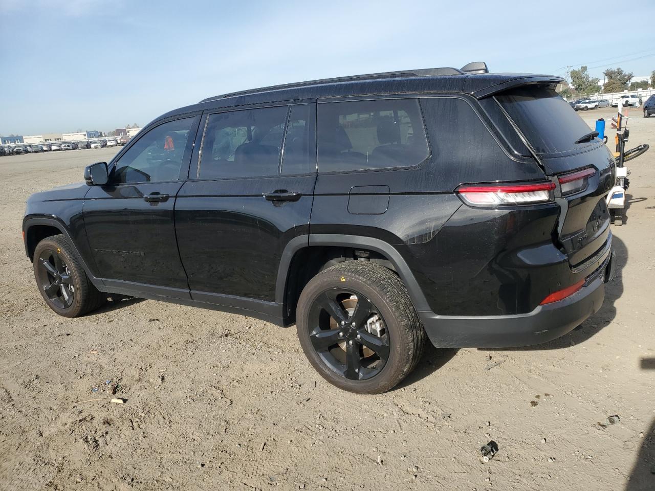 2023 JEEP GRAND CHEROKEE L LIMITED VIN:1C4RJKBG6P8823750