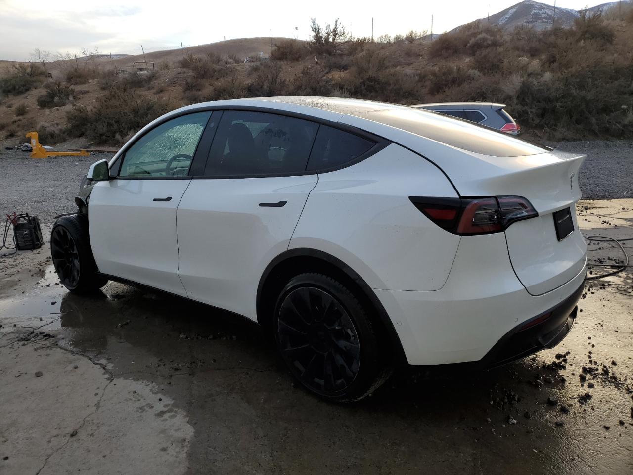 2022 TESLA MODEL Y  VIN:7SAYGAEE0NF568396
