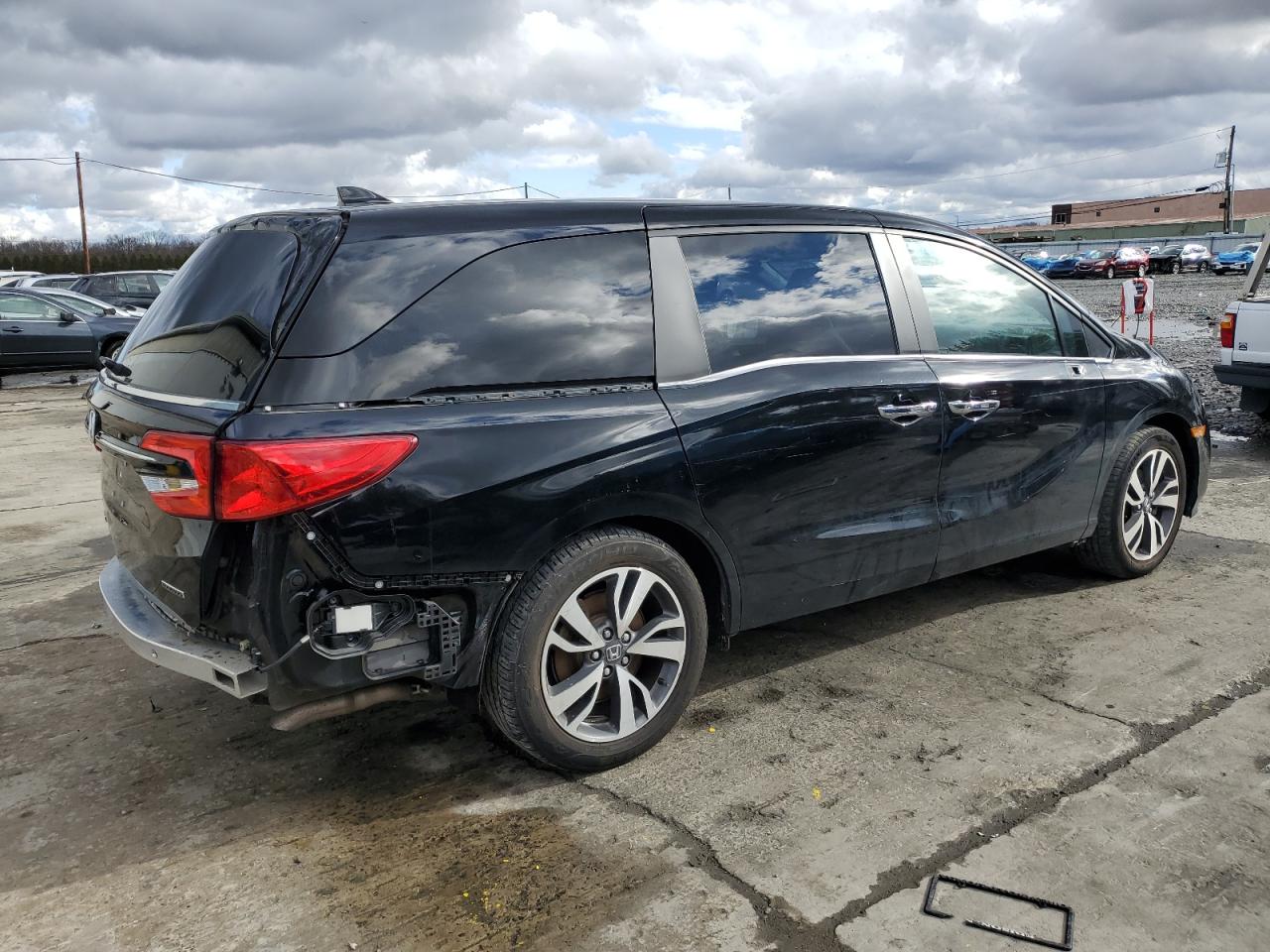 2022 HONDA ODYSSEY TOURING VIN:5FNRL6H83NB047253