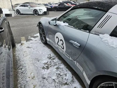 2021 Porsche 911 Targa VIN: