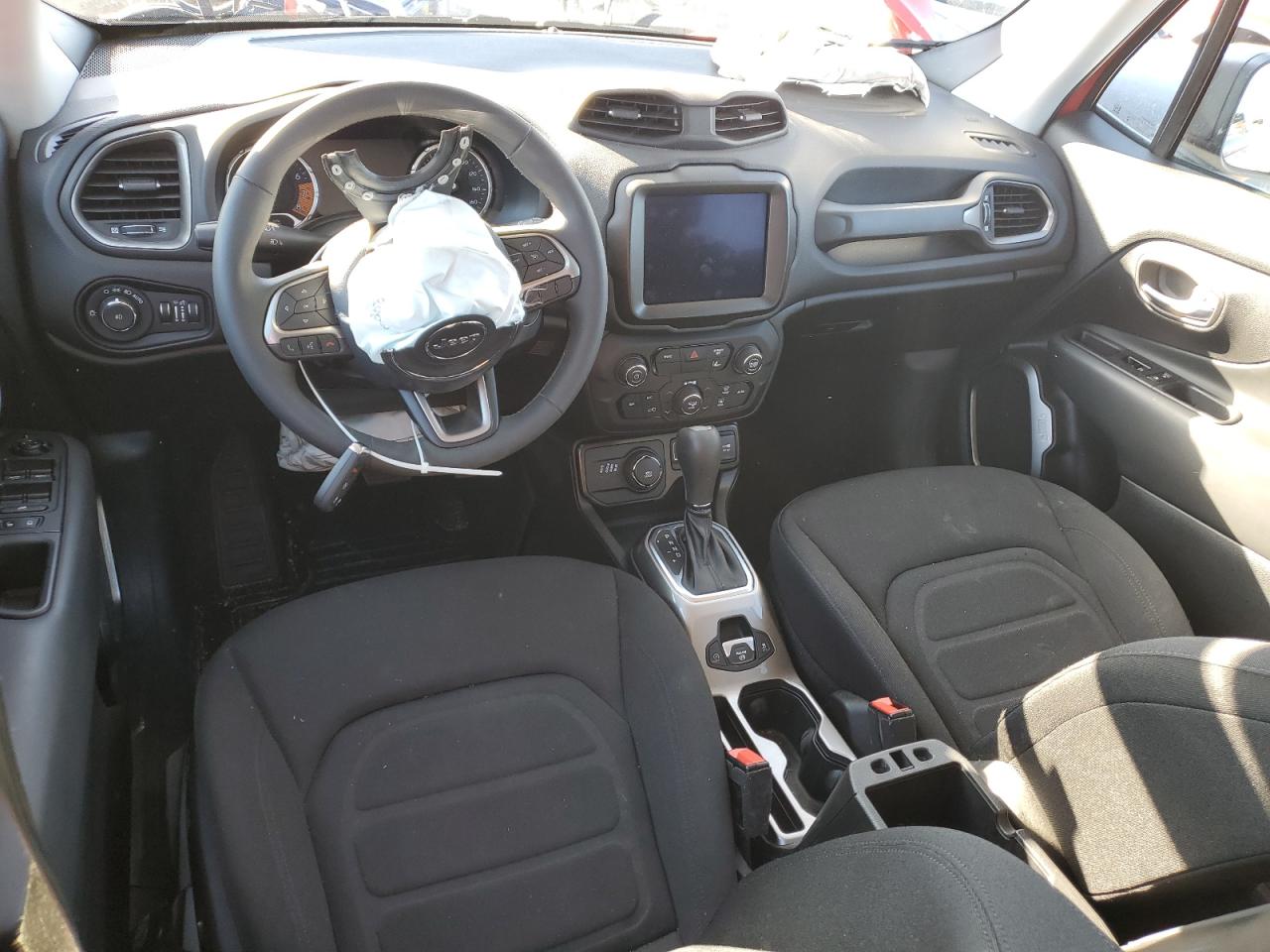 2022 JEEP RENEGADE LATITUDE VIN:ZACNJDB11NPN47969