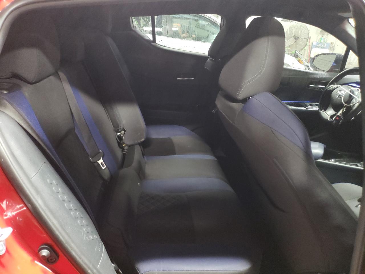 2022 TOYOTA C-HR XLE VIN:NMTKHMBX0NR144198