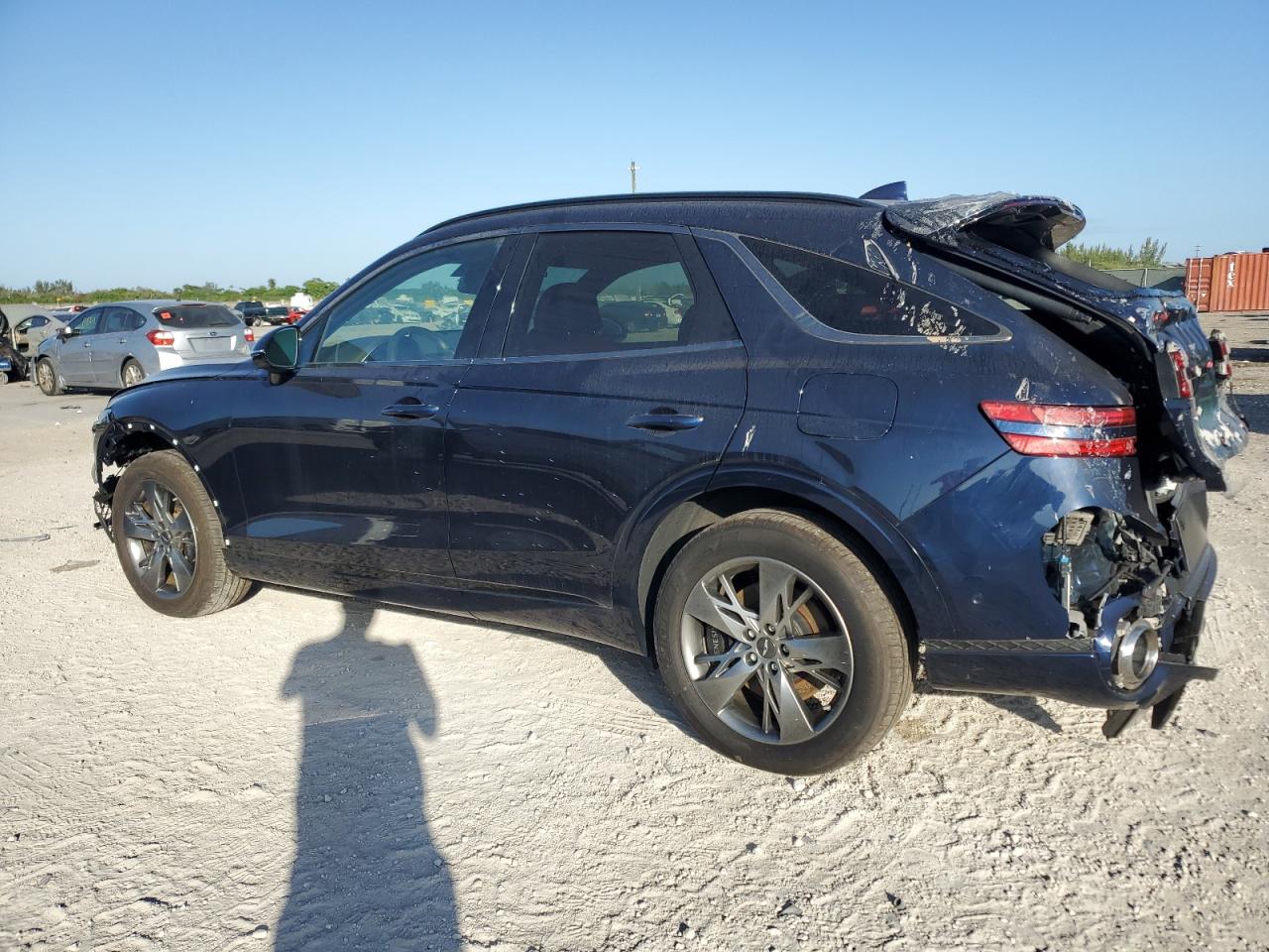 2023 GENESIS GV70 BASE VIN:KMUMCDTC7PU083934