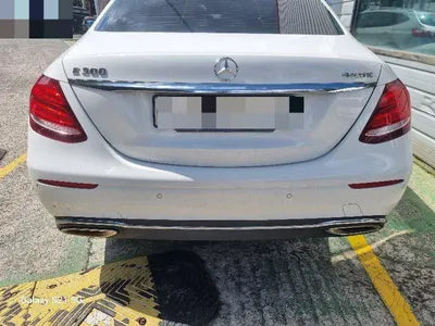 2019 Mercedes-Benz E 300 VIN: