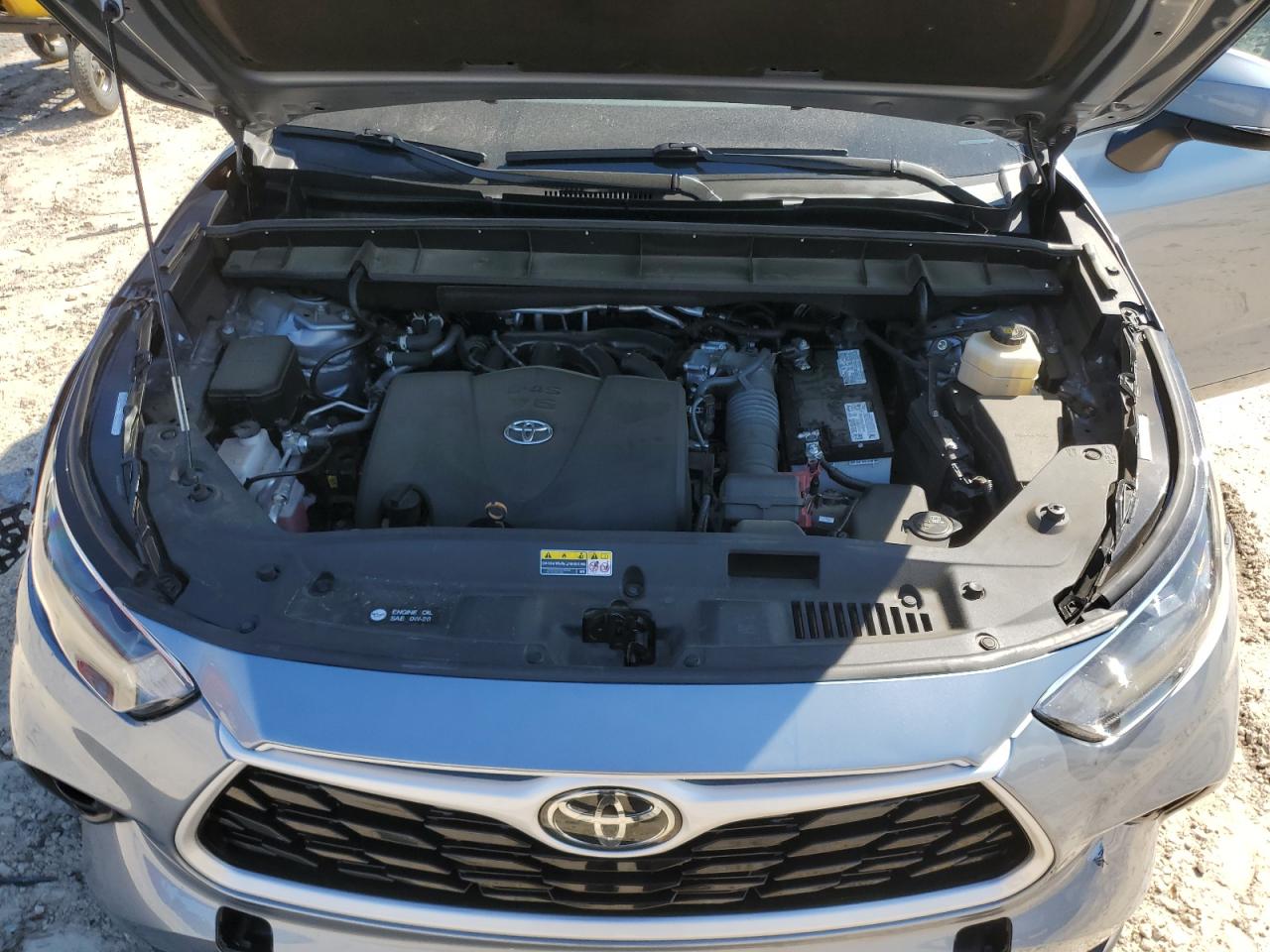 2022 TOYOTA HIGHLANDER XLE VIN:5TDGZRAH8NS128309