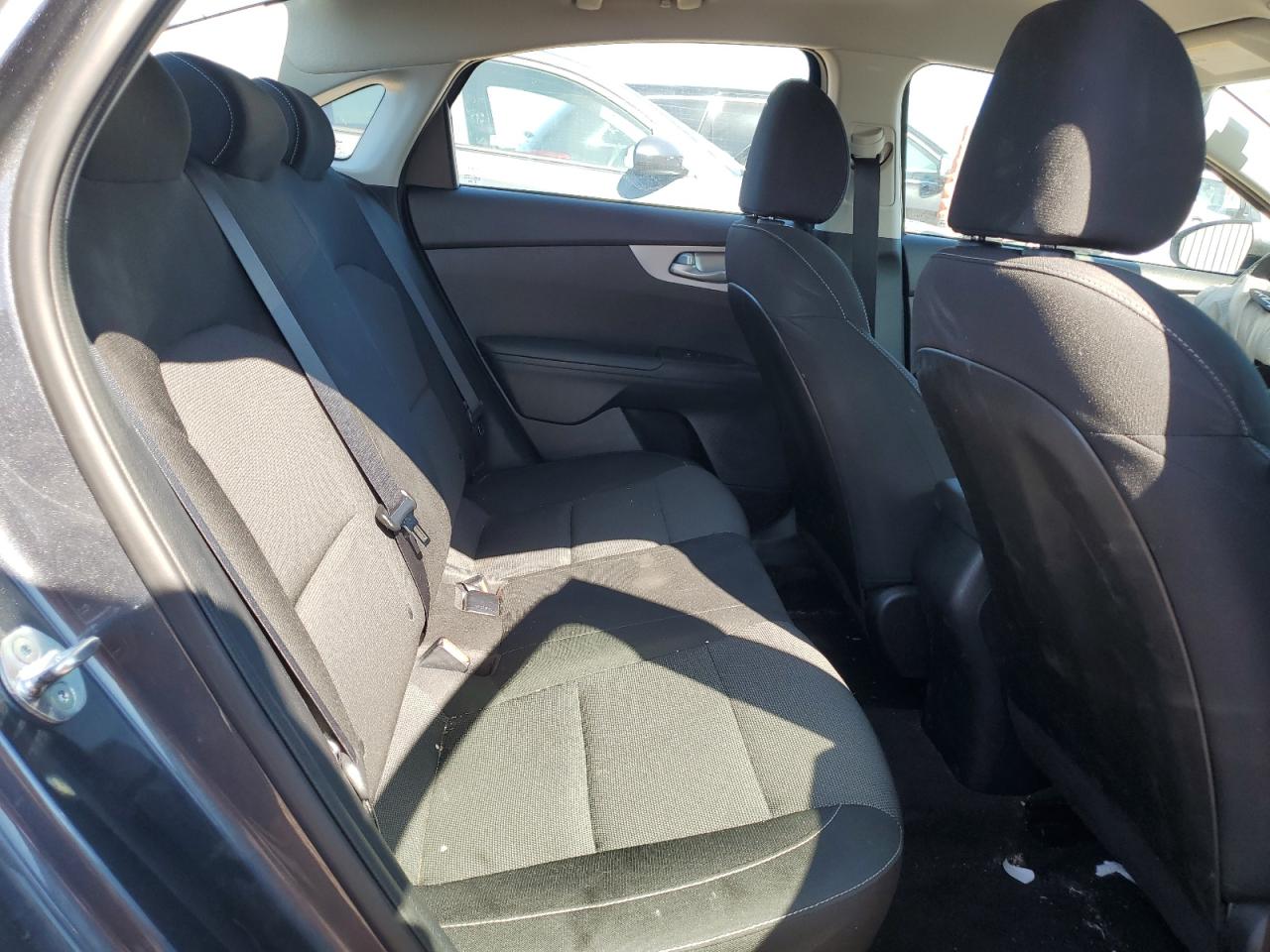 2022 KIA FORTE FE VIN:3KPF24ADXNE476140