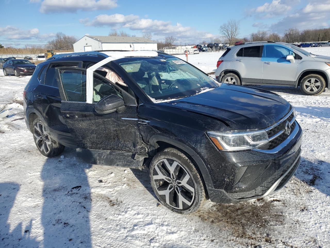2022 VOLKSWAGEN TAOS SEL VIN:3VV2X7B29NM018644