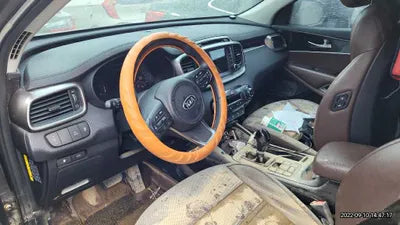 2016 Kia Sorento KNAPH81ABGA130346 VIN:KNAPH81ABGA130346