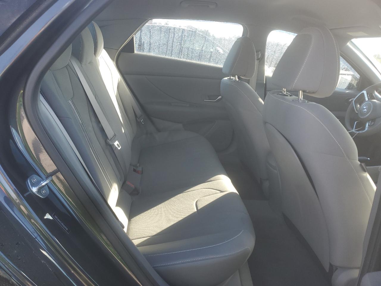 2022 HYUNDAI ELANTRA SEL VIN:5NPLM4AG2NH069948