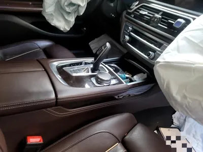 2016 BMW 740 WBA7E4108GGU98694 VIN:WBA7E4108GGU98694