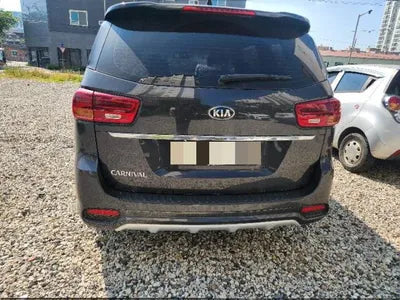2018 Kia Carnival VIN: