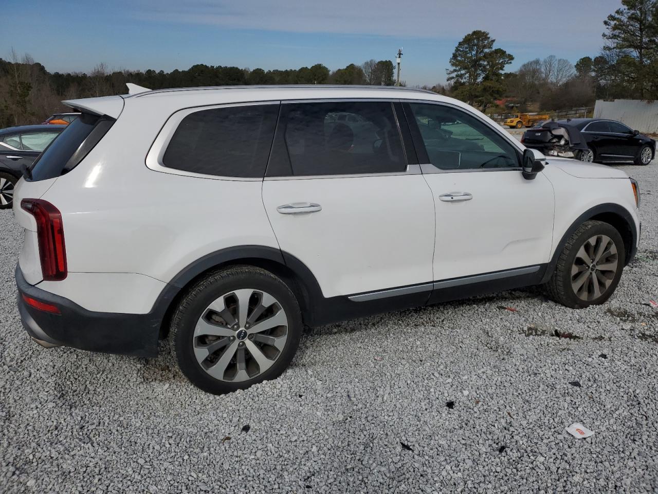 2022 KIA TELLURIDE S VIN:5XYP64HC0NG209940