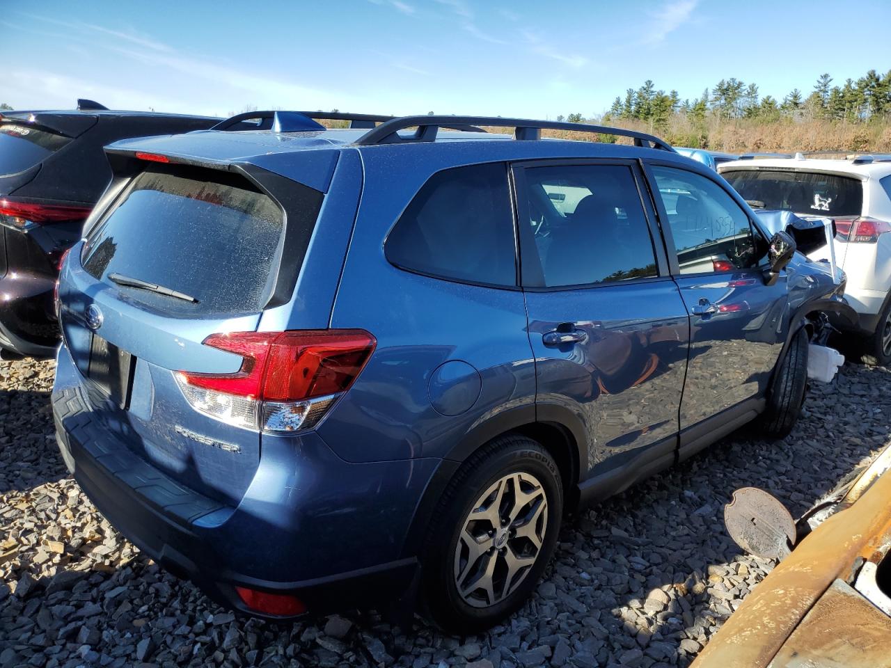2023 SUBARU FORESTER PREMIUM VIN:JF2SKAECXPH409292