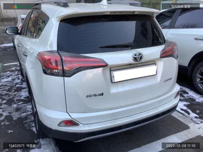 2018 Toyota RAV4 JTMYFREV2JD117728 VIN:JTMYFREV2JD117728