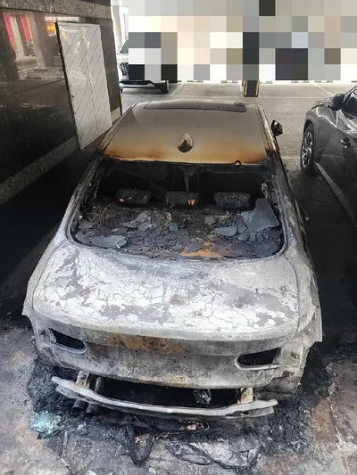 2017 BMW 320 WBA8C5103HA070102 VIN:WBA8C5103HA070102