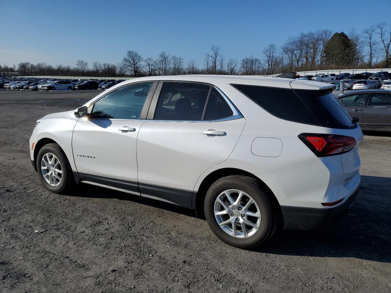 2022 CHEVROLET EQUINOX LT VIN:3GNAXUEV8NL248266