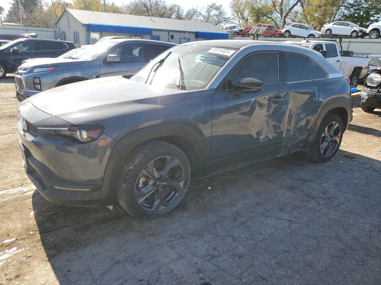 2022 MAZDA MX-30 PREMIUM PLUS VIN:JM1DRADB9N0100579