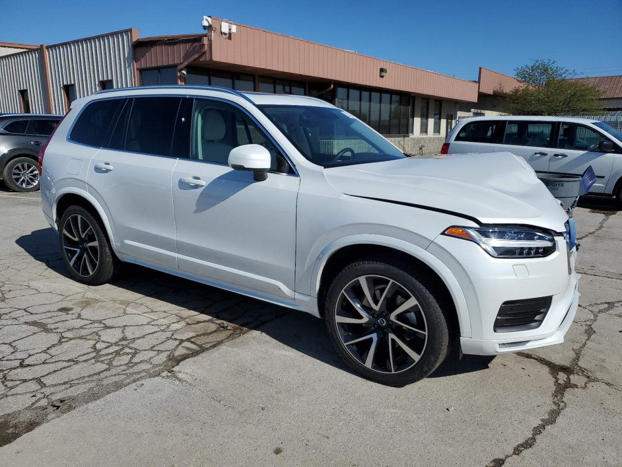 2022 VOLVO XC90 T6 MOMENTUM VIN:YV4A22PK1N1778727