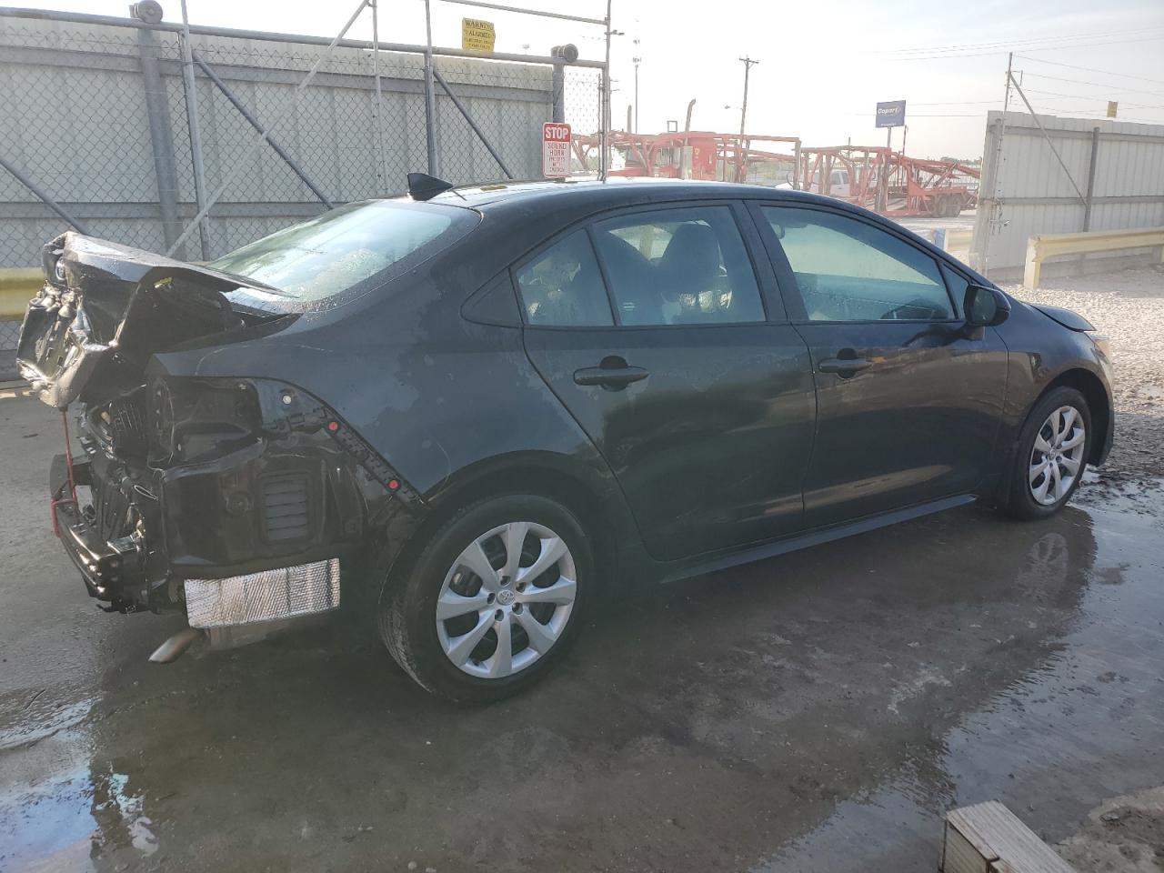 2022 TOYOTA COROLLA LE VIN:5YFEPMAEXNP303688